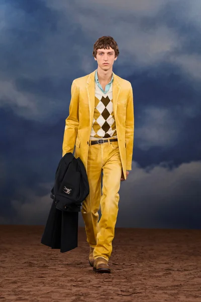 Look 48